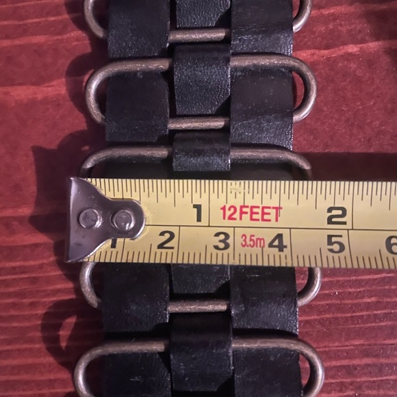 Linea Pelle Black and Gold Chain Belt Size  Medium - Picture 5 of 7